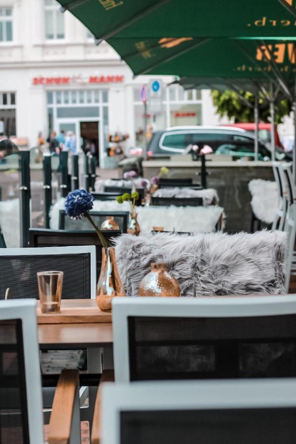 积发 黑鹰旅馆酒店 外观 照片